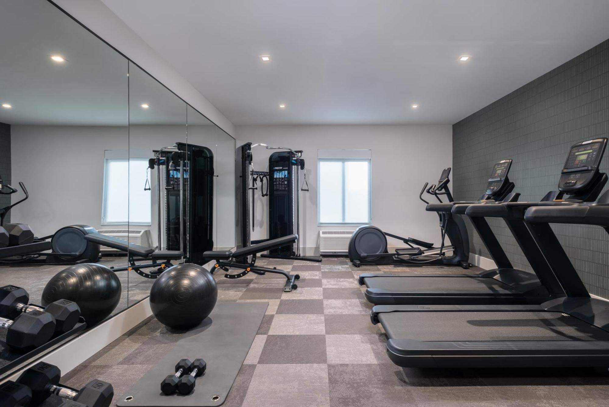 Denizen Hotel McKinney Bagian luar foto