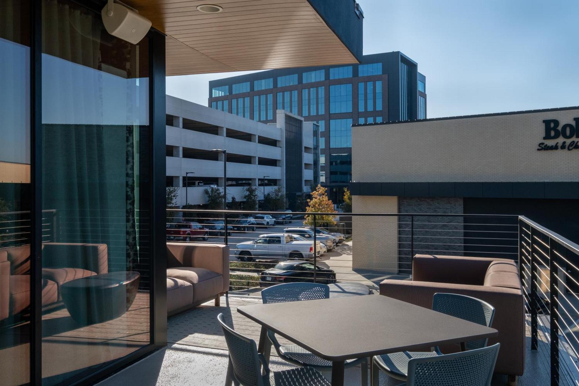 Denizen Hotel McKinney Bagian luar foto